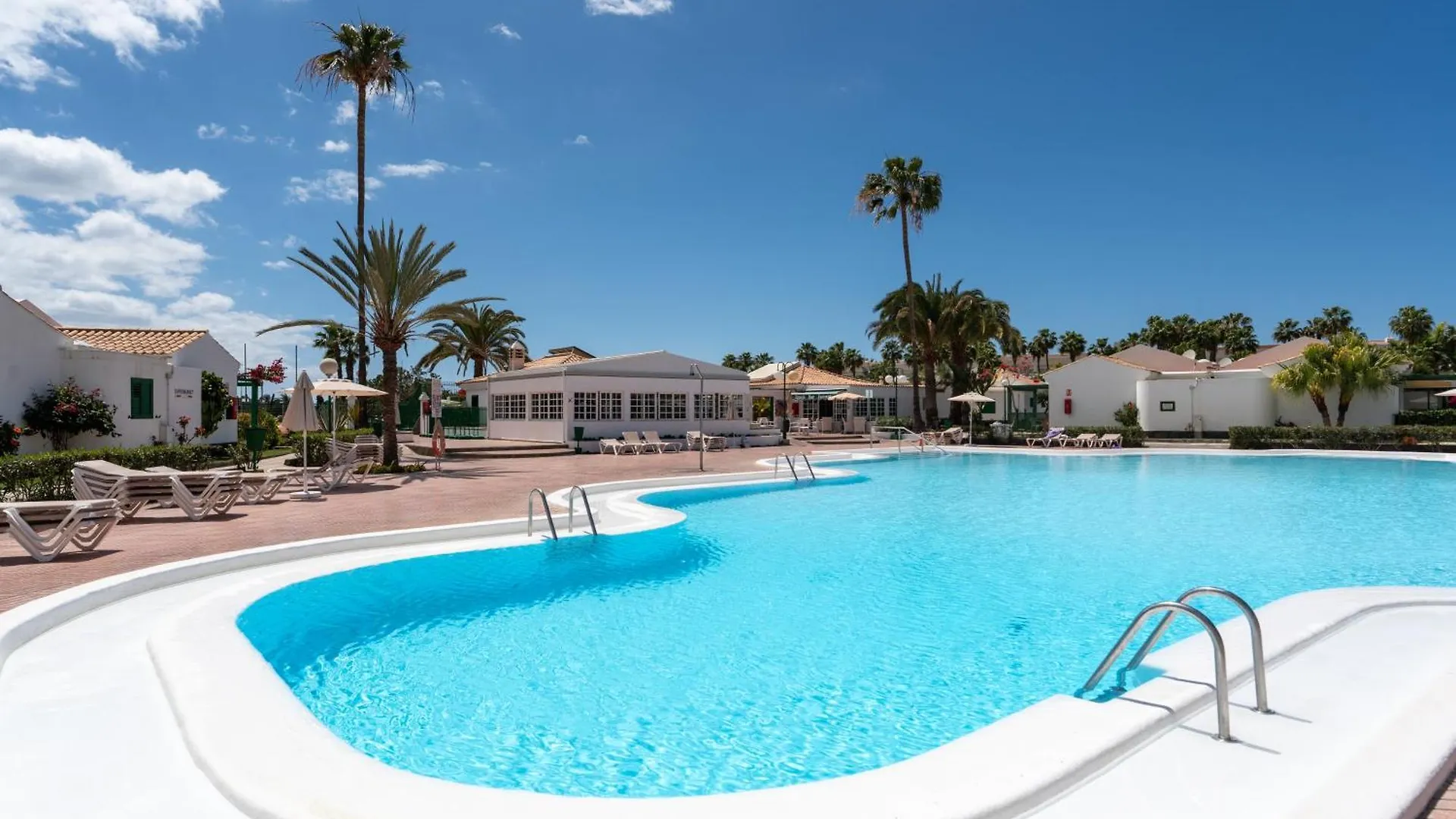 아파트 Bungalow Angelika Campo Golf San Bartolomé
